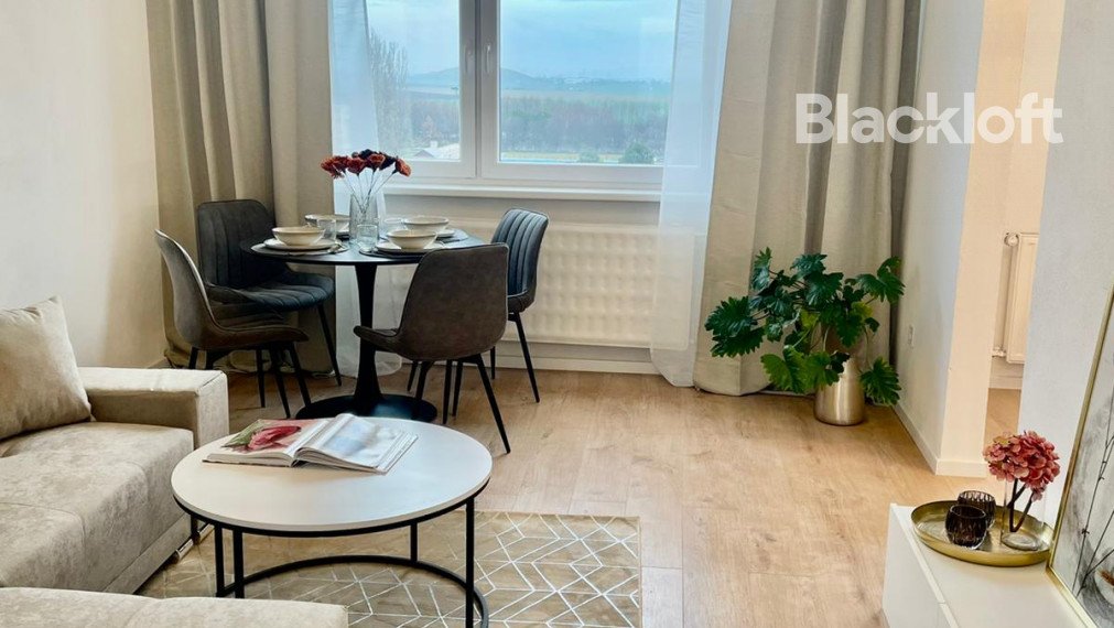 Družba - Svetlý 3-izbový byt